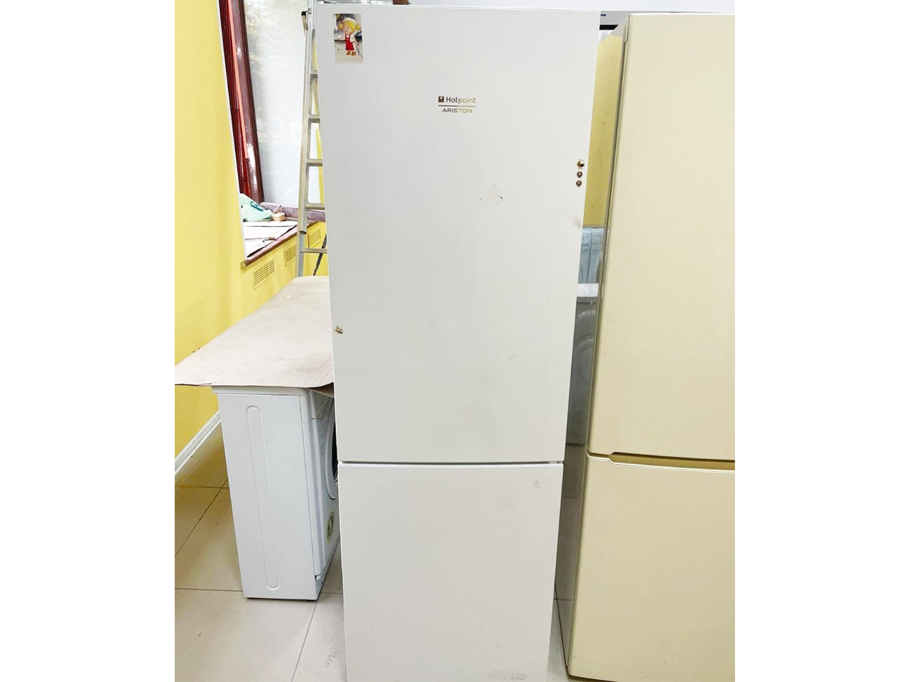 Холодильник Hotpoint Ariston 4180 W Купить